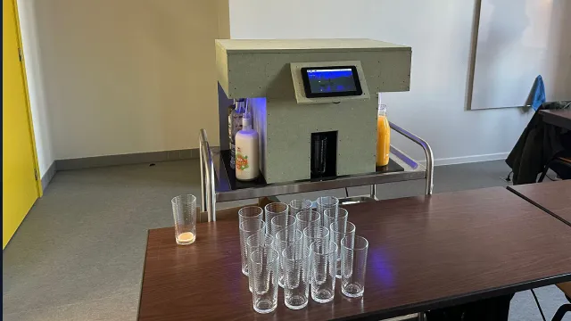 Coctail Machine